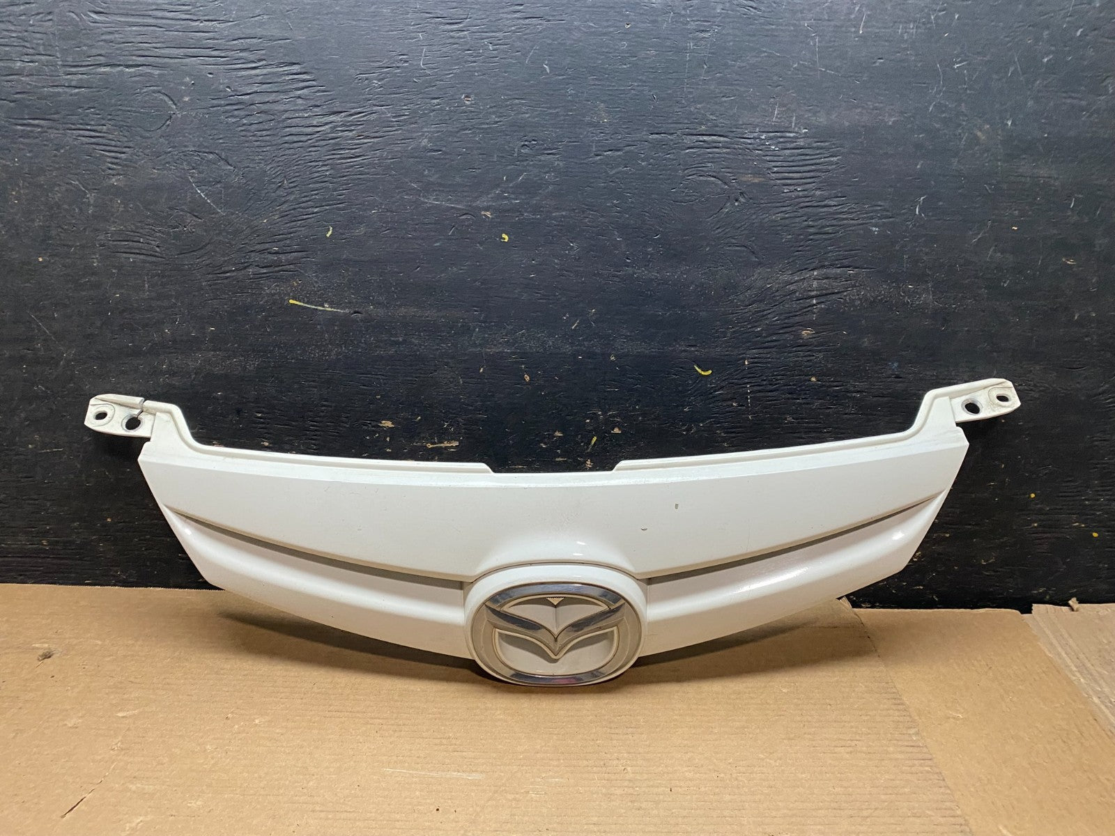 2006 2007 2008 Mazda Mazda 6 Front Grille Grill OEM V6994 DG0