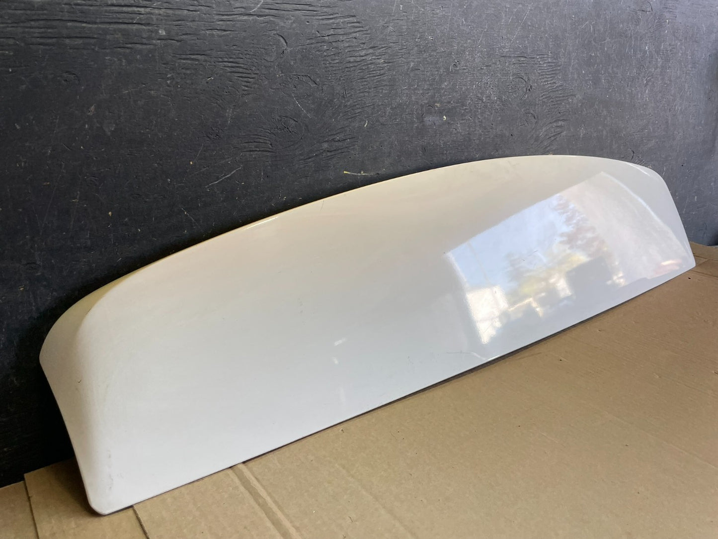 2011 to 2016 Chrysler Town & Country Rear Back Wing Spoiler ab2982 DG2