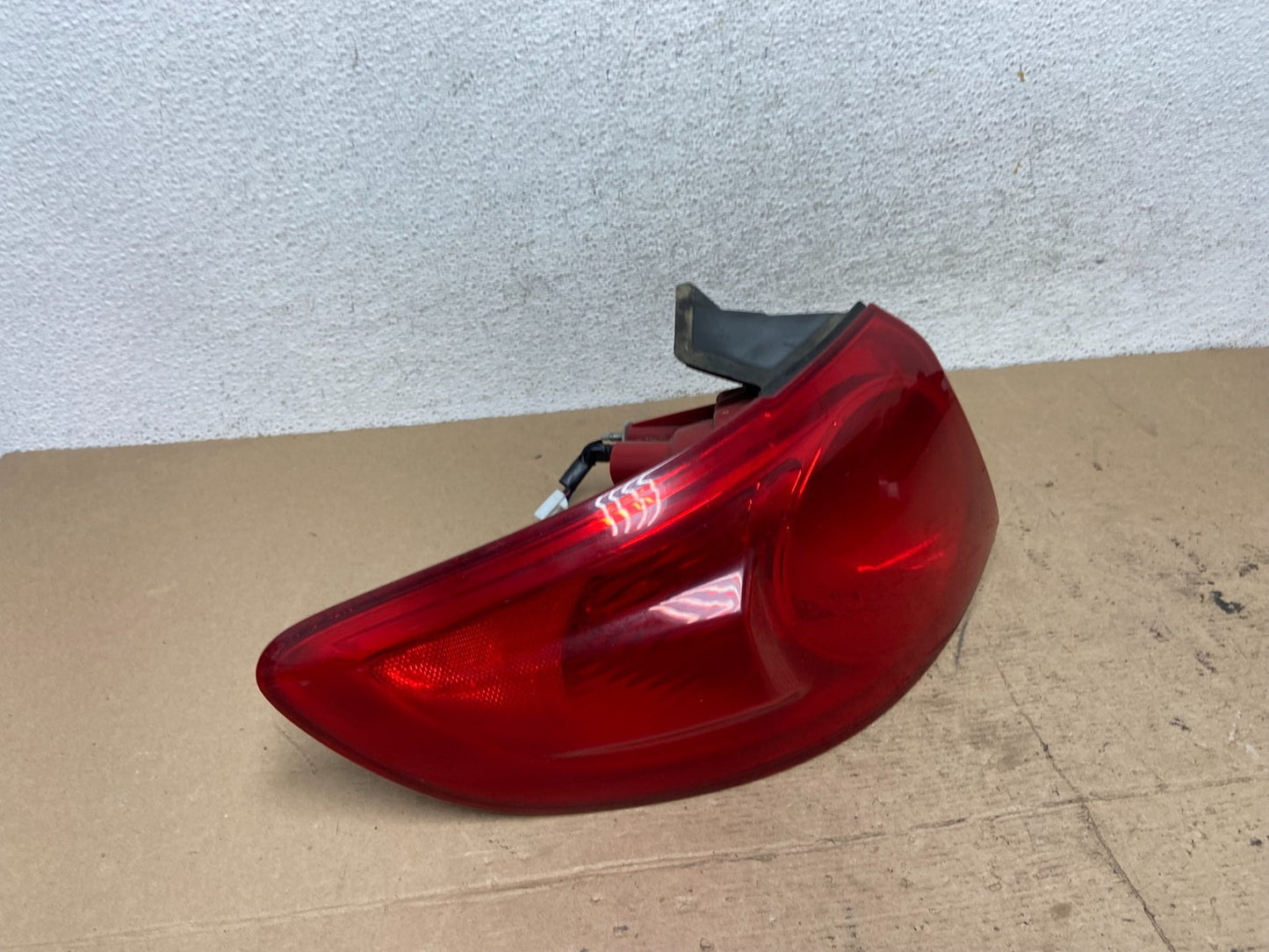 2007 - 2009 Hyundai Santa Fe Left Driver LH Side Tail Light AF5090 DW2