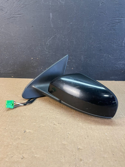2000 to 2004 Volvo V70 Left Driver Side Mirror E11015846 AD03551