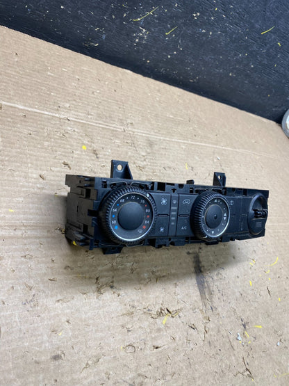 2007 2008 2009 Mercedes Dodge Sprinter A/C AC Climate Control Panel Oe W9738  DG3