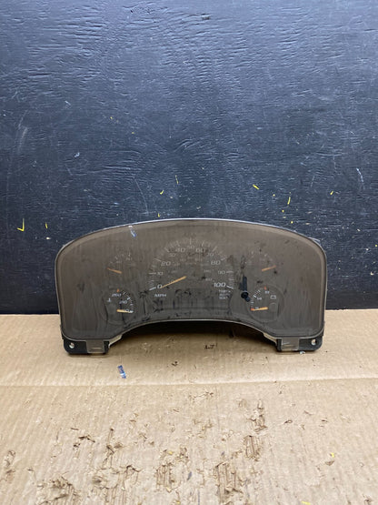 2004 to 2007 Chevrolet Express Speedometer Cluster Gauge OEM  V7358 DG0