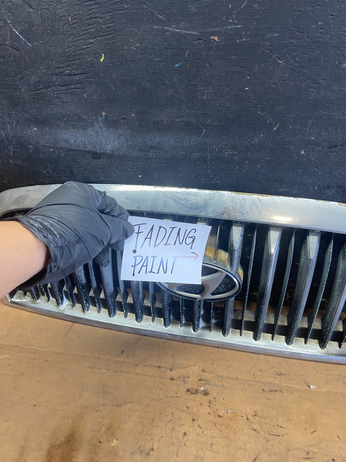 2001 to 2005 Hyundai Sonata Front Upper Grille Grill Bumper OEM Q9982 DG7