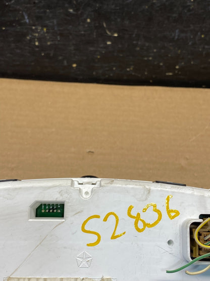 2011 Jeep Grand Cherokee 3.6L Speedometer Gauge Cluster OEM S2836 DG6