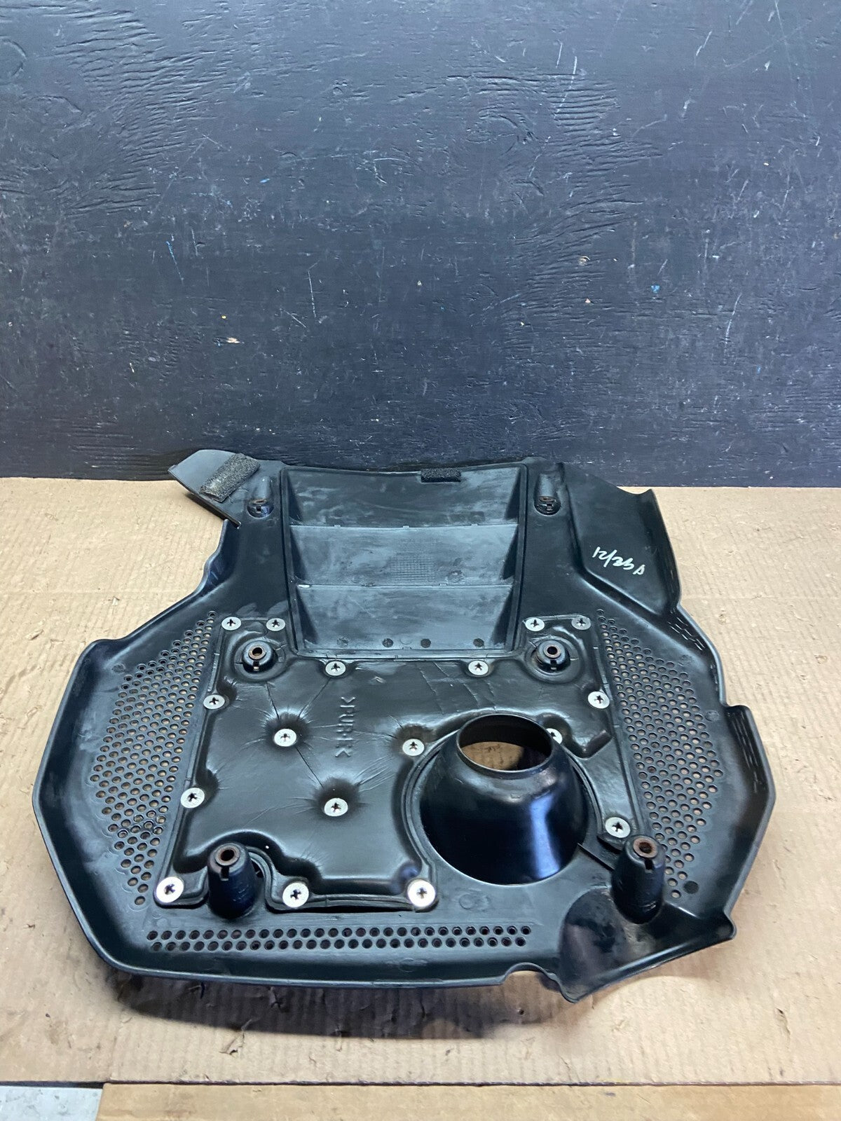 2006 to 2008 Hyundai Sonata Azera V6 Engine Motor Shield Cover OEM i3632 DG14