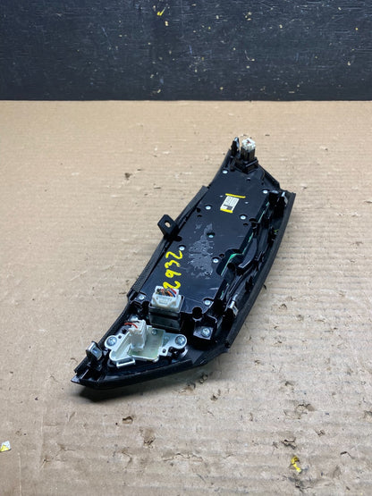 2013 to 2015 Nissan Pathfinder Information Display Control OEM S2932 DG4