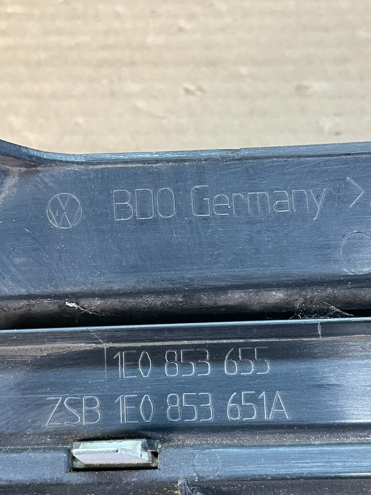 1999 to 2002 Volkswagen Golf Cabrio Front Bumper Grill Grille ae9945 DG4