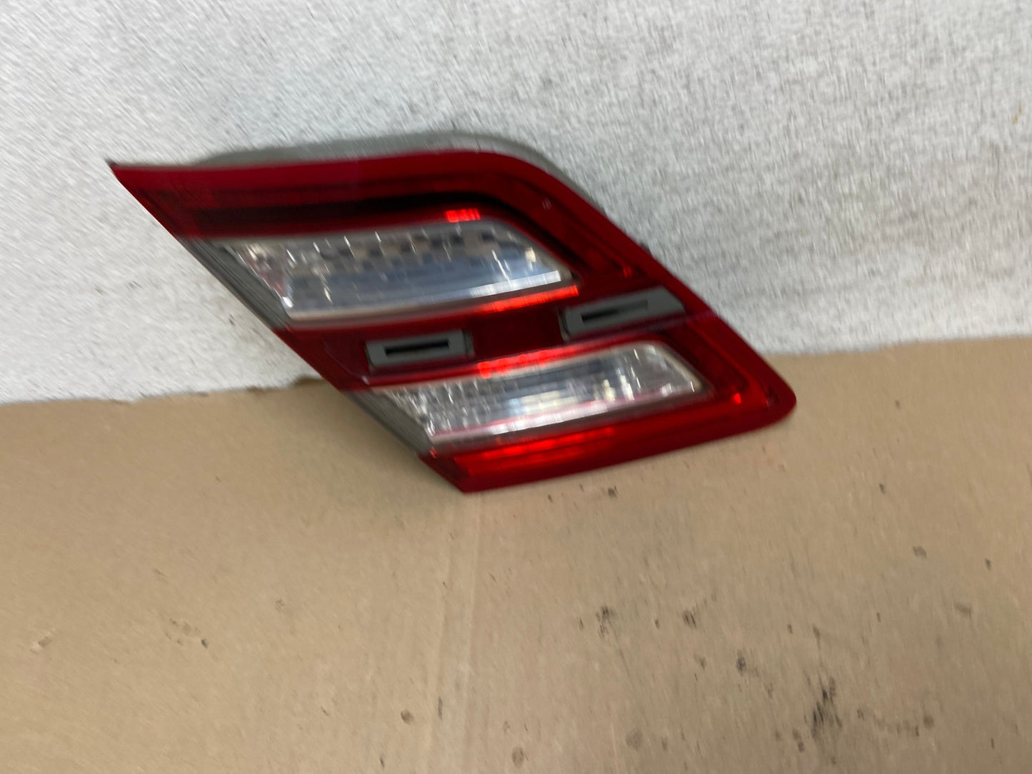 2013 to 2018 Ford Taurus Left Driver Lh Side Tail Light Inner AG6879 LK1