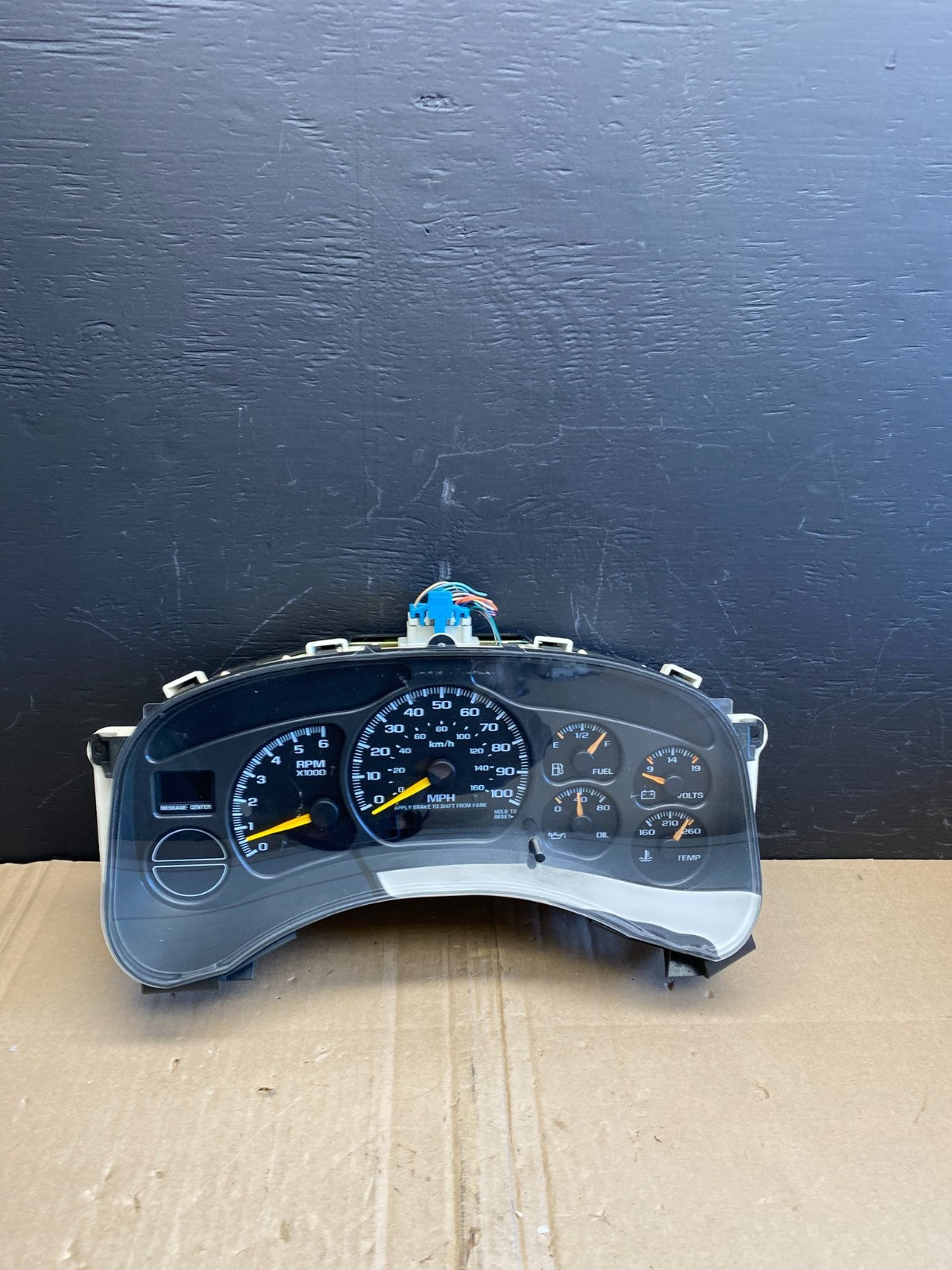 2002 GMC Yukon Speedometer Cluster Gauge Oem AB8825 DG0