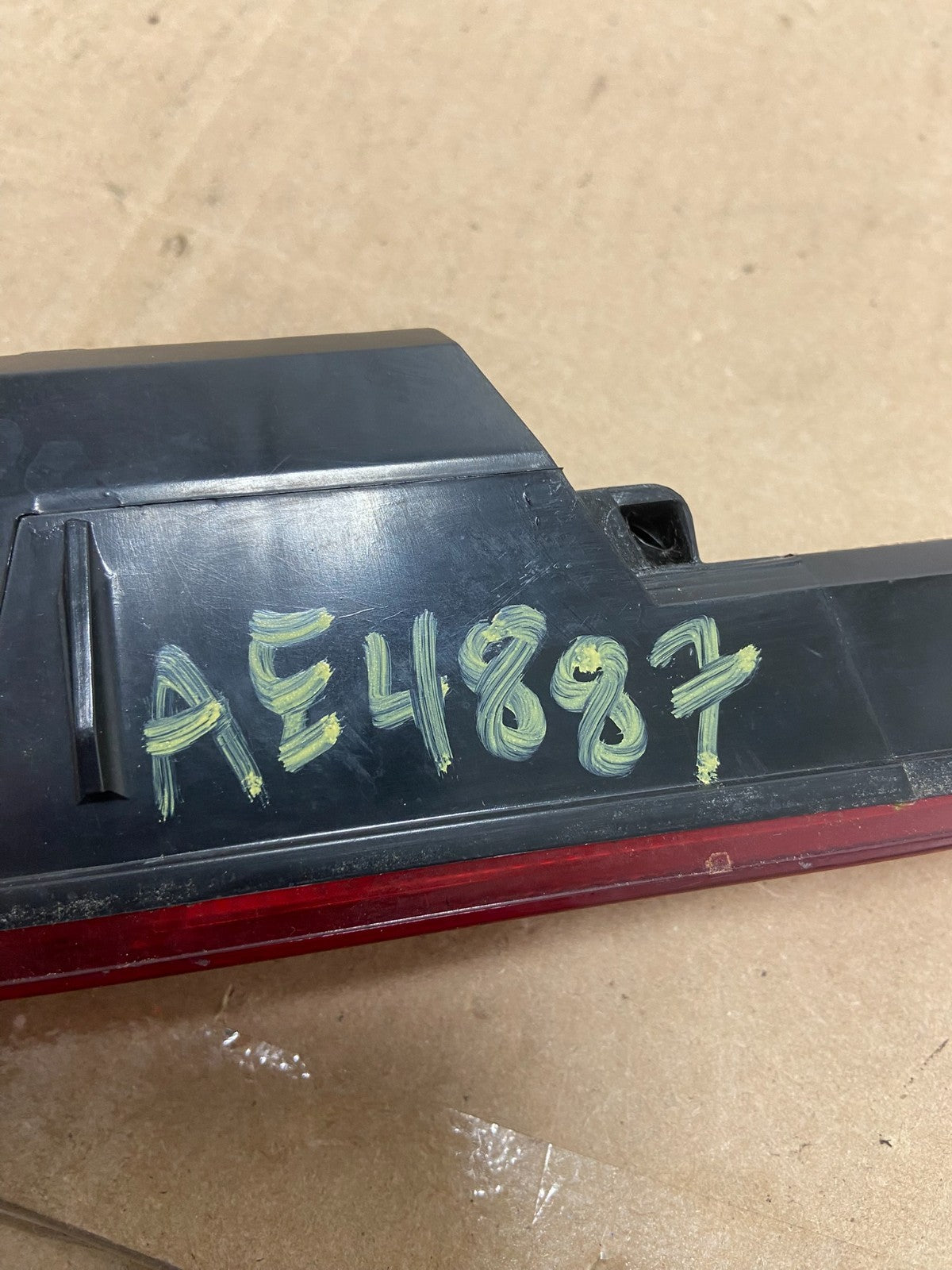 2003 to 2008 Honda Pilot High Mounted 3rd Third Stop Brake Light Lamp AE4887 DG7