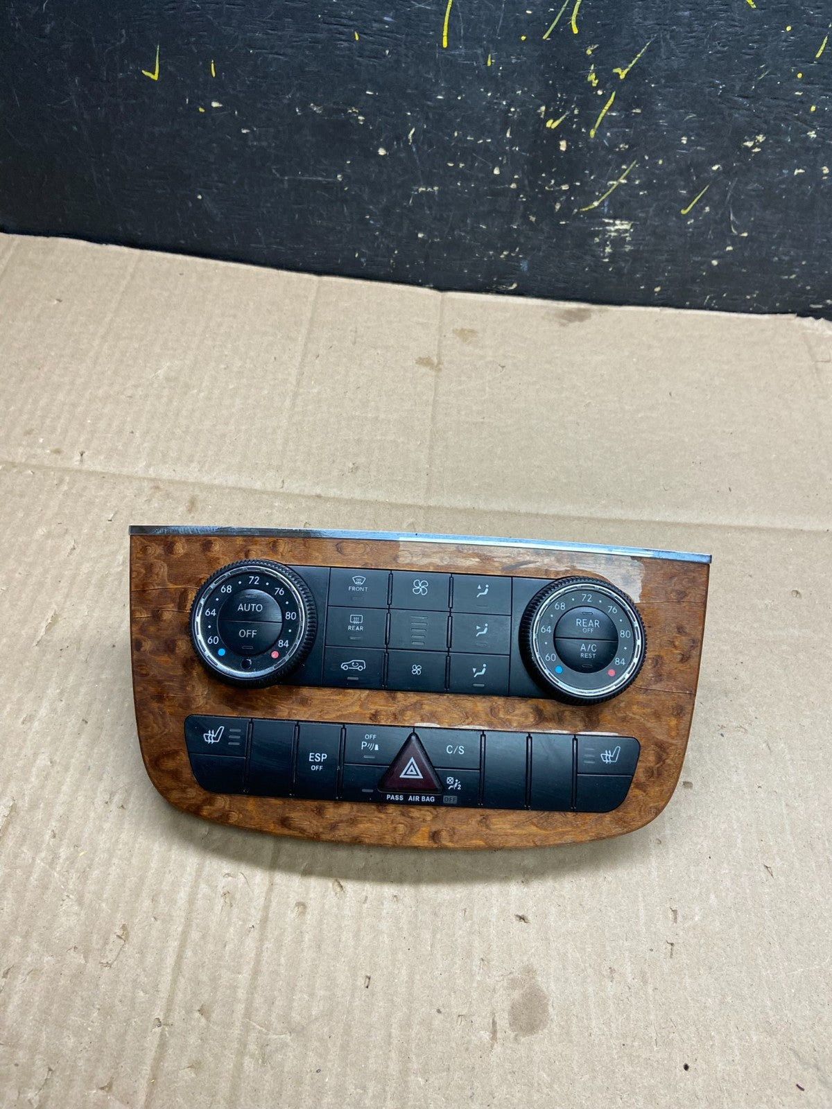 2006 to 2008 Mercedes W251 R350 AC Temp Heater Climate Control OEM Y2259 DG0