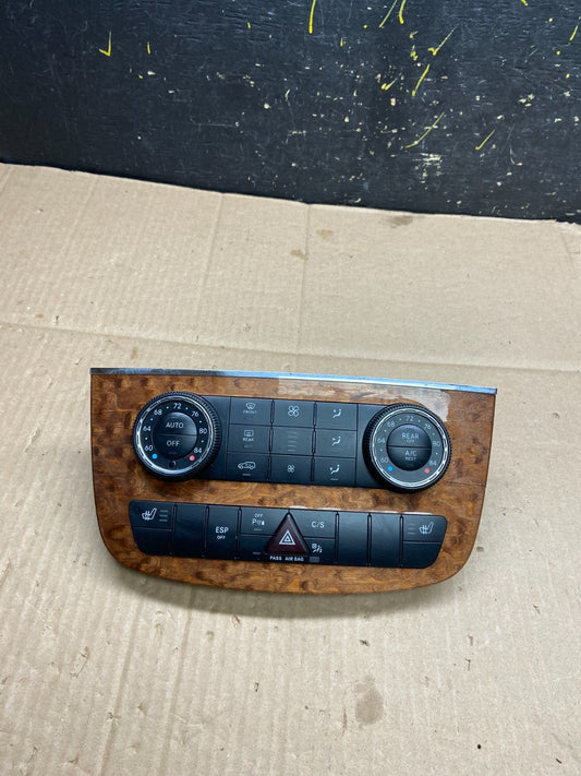 2006 to 2008 Mercedes W251 R350 AC Temp Heater Climate Control OEM Y2259 DG0