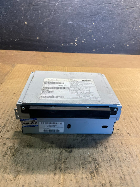 2010 to 2012 Jaguar XJ XJL Radio GPS Information Receiver OEM Y7400  DG0