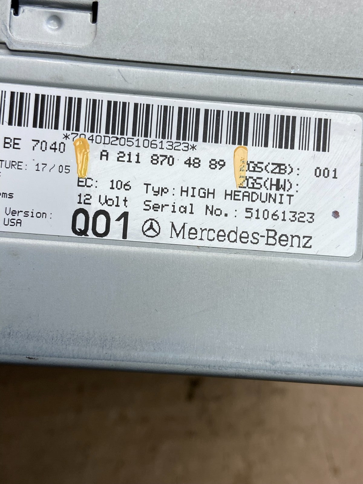 2003-2006 Mercedes Benz W211 E350 E500 Radio Screen Navigation Display AH3616 DG6