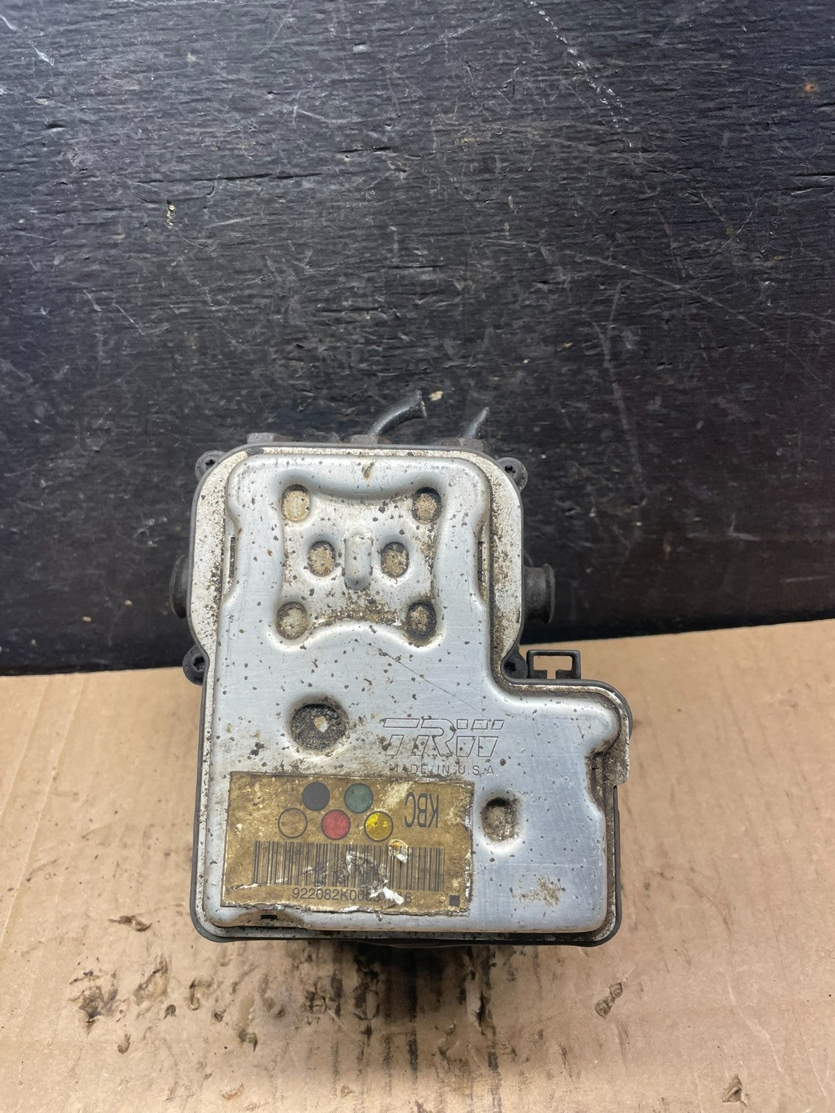 2004-2007 Chevrolet Express ABS Pump Control OEM 13567136 Module R9412 DG0