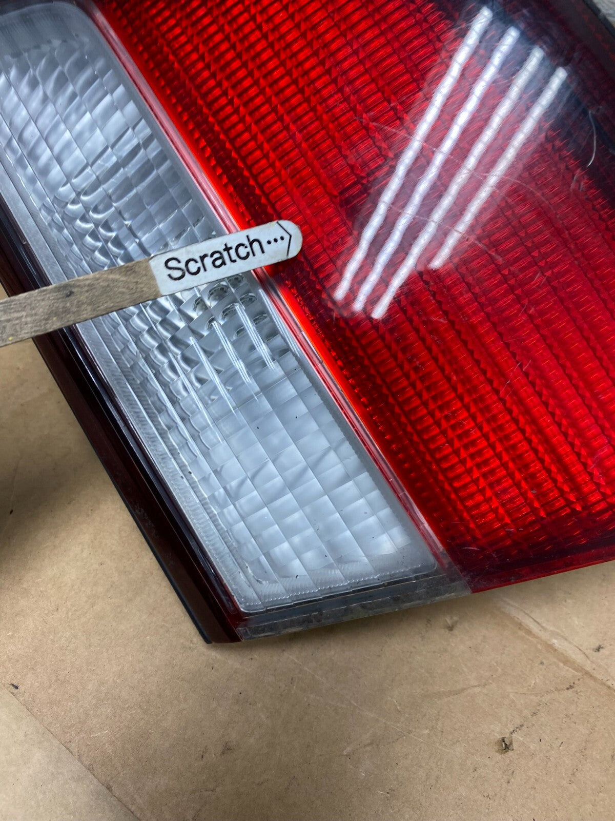 1997 1998 1999 Nissan Maxima Right Passenger RH Inner Tail Light M0538 DG5