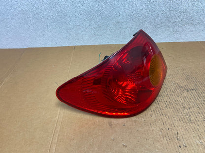 2003 to 2005 Toyota Corolla Left Driver Lh Side Tail Light AE0327 LK2