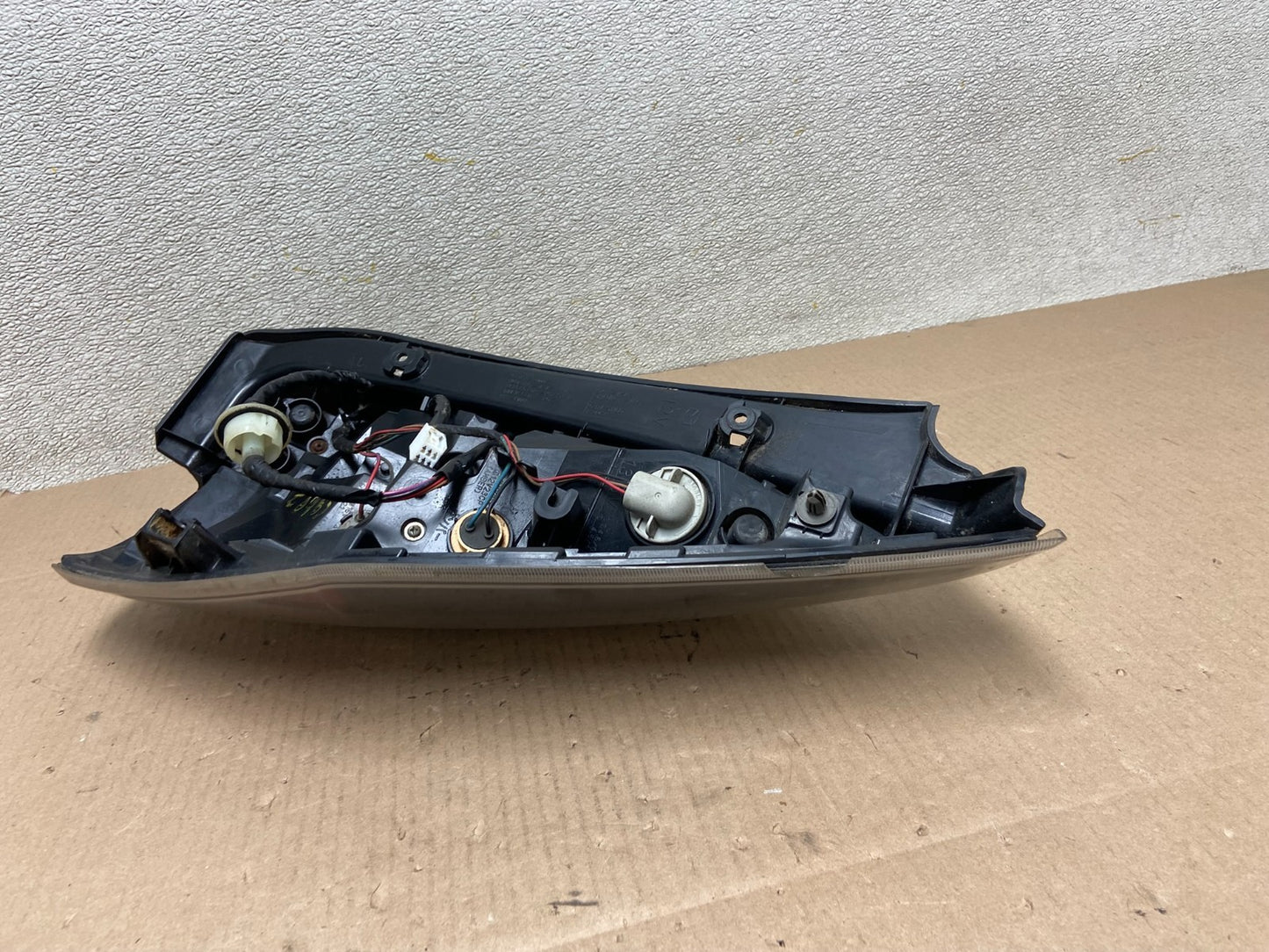 2008 2009 2010 Mazda 5 Left Driver LH Side Tail Light OEM Z3965 DW7