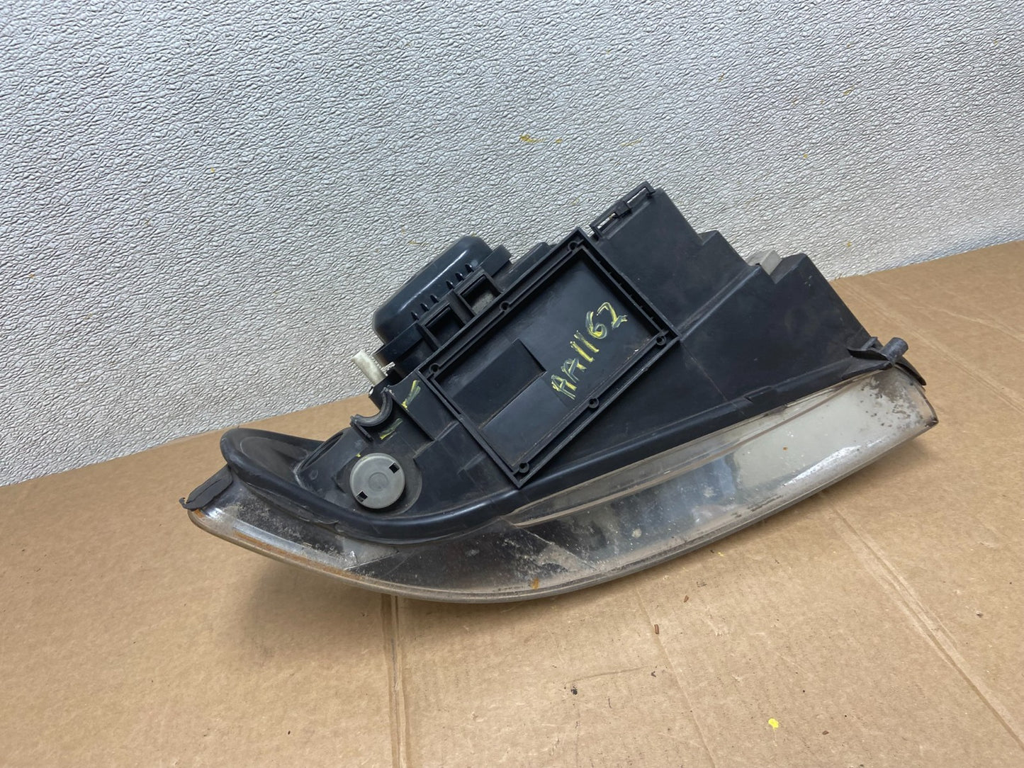 1999 to 2002 Audi A4 Left Driver LH Side Headlight AA1162 DW9