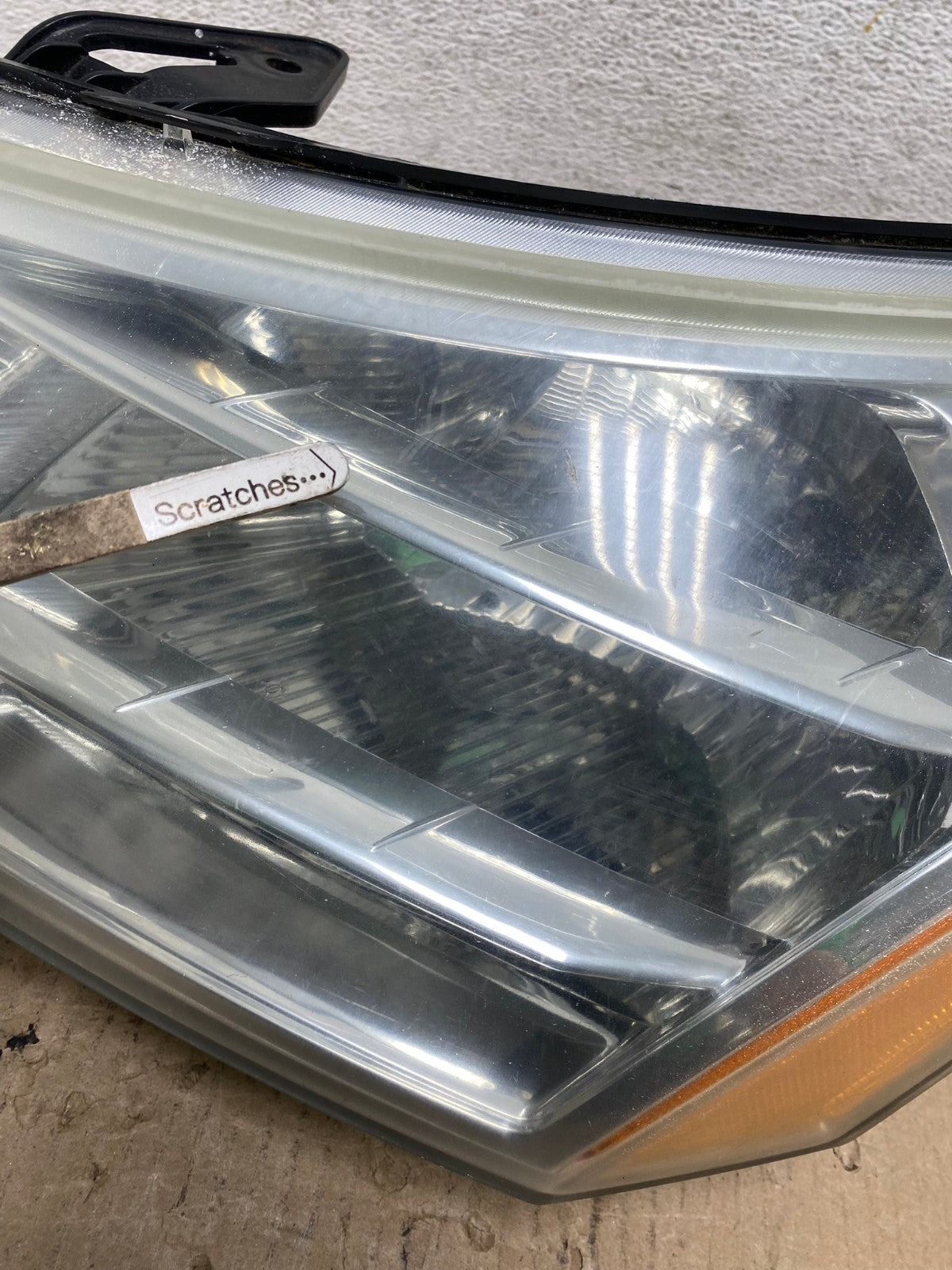 2008 2009 2010 2011 Ford Focus Left Driver Lh Headlight Halogen AE7102 LK3