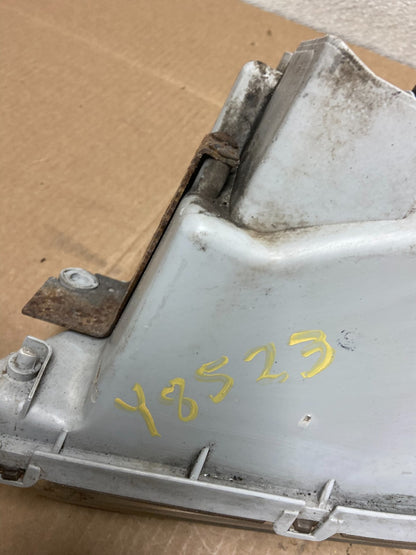 1999 to 2000 Mazda Protege Right Passenger RH Side Headlight OEM Y8523 DW10