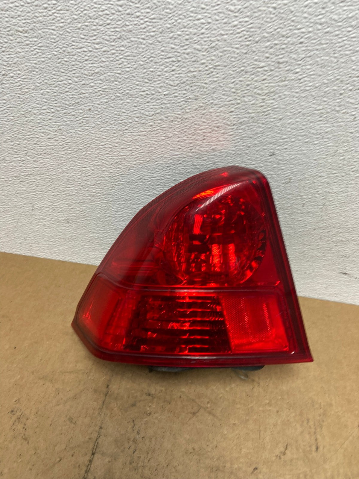 2003 2004 2005 Honda Civic Sedan Left Driver LH Side Tail Light AC3379 LK0