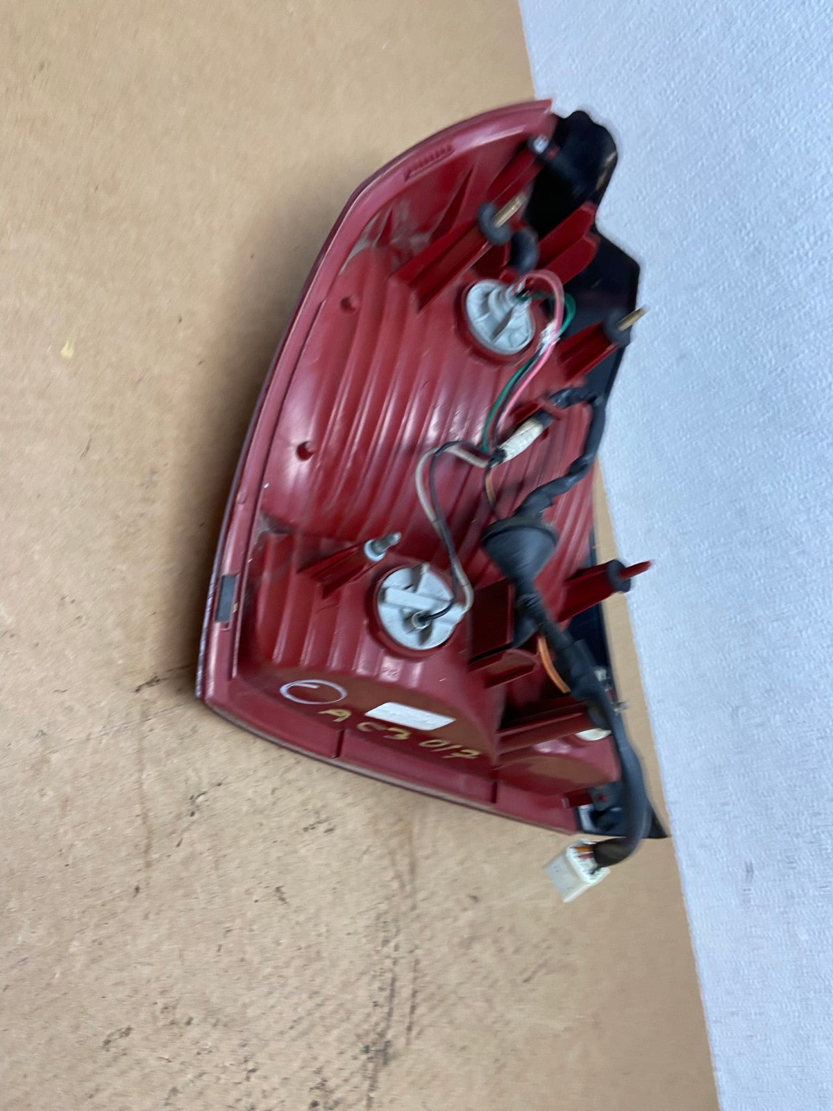 2001 2002 2003 Hyundai Elantra Right Passenger Rh Tail Side Light  AC3017 LK5