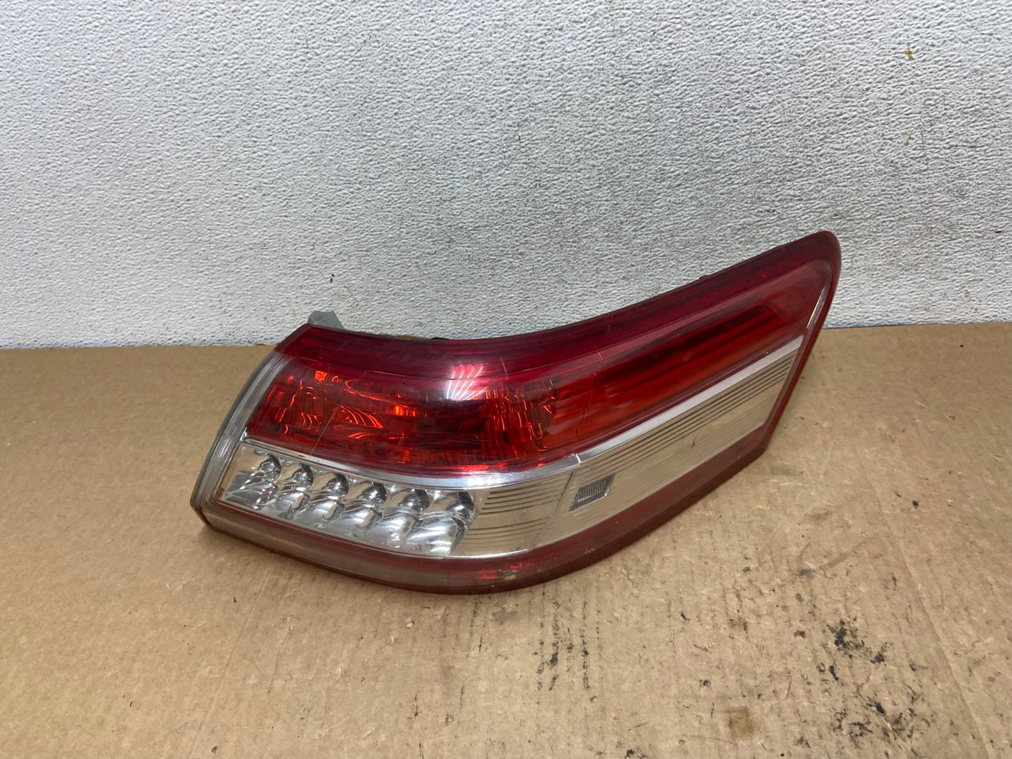 LED TRIM 2010 to 2011 Toyota Camry Right Passenger RH Tail Light AG2430 LK0
