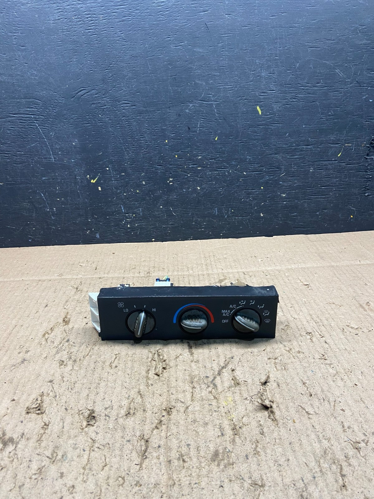 2001 - 2007 GMC Chevrolet Express 1500 Climate Control A/C Q1117 DG0