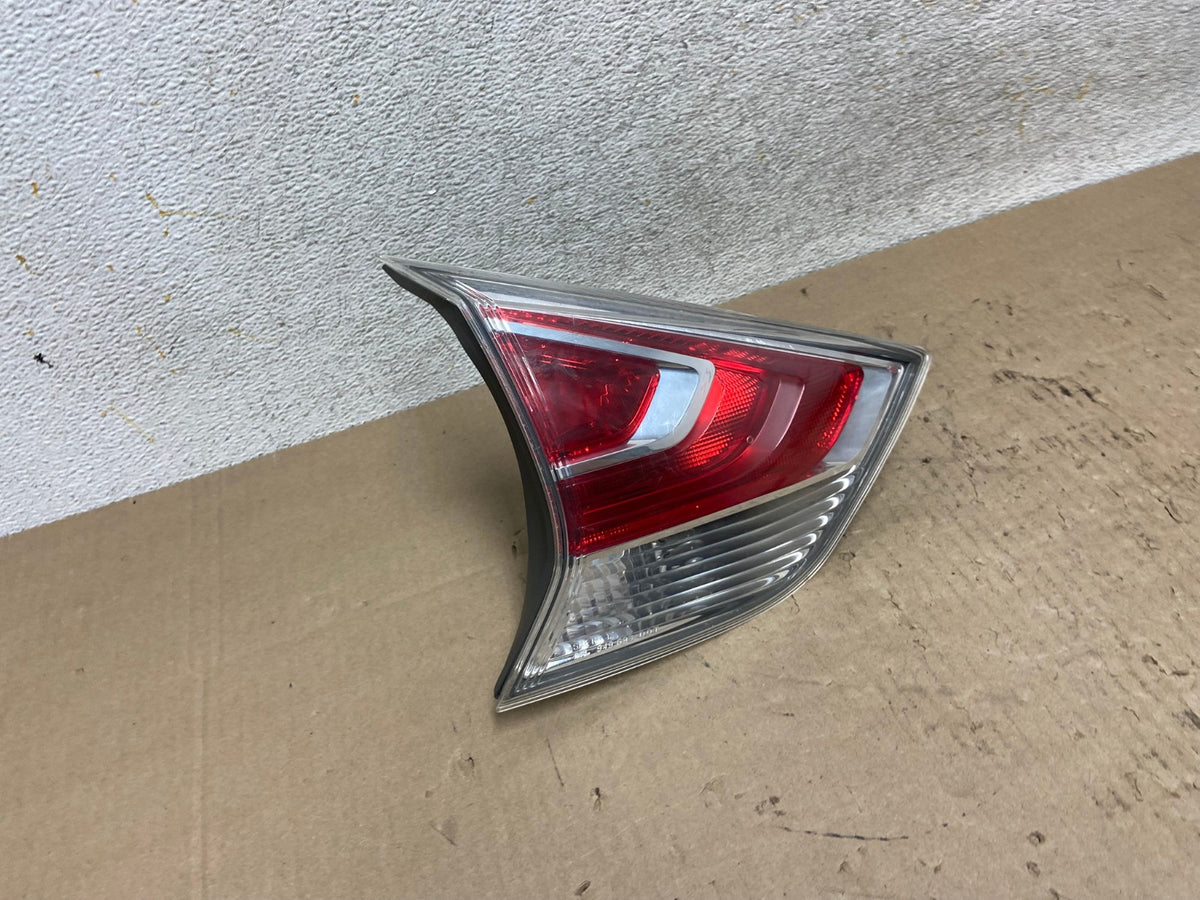 2014-2016 Nissan Rogue Left Driver LH Side Outer Tail Light Inner AI2400 LK2