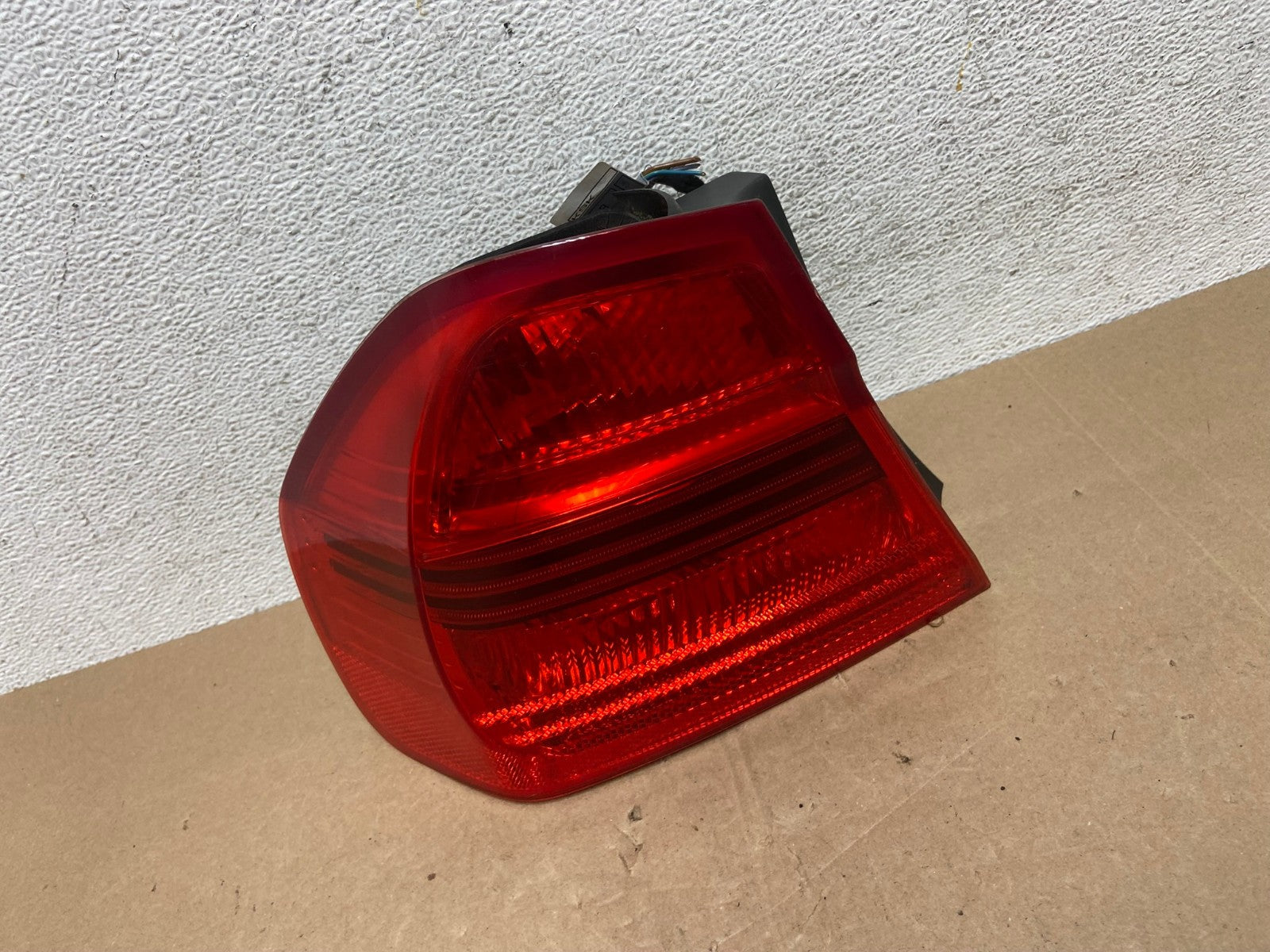 2006 2007 2008 BMW 328i 3 Series Left Driver Lh Side Tail Light AE5026 LK0