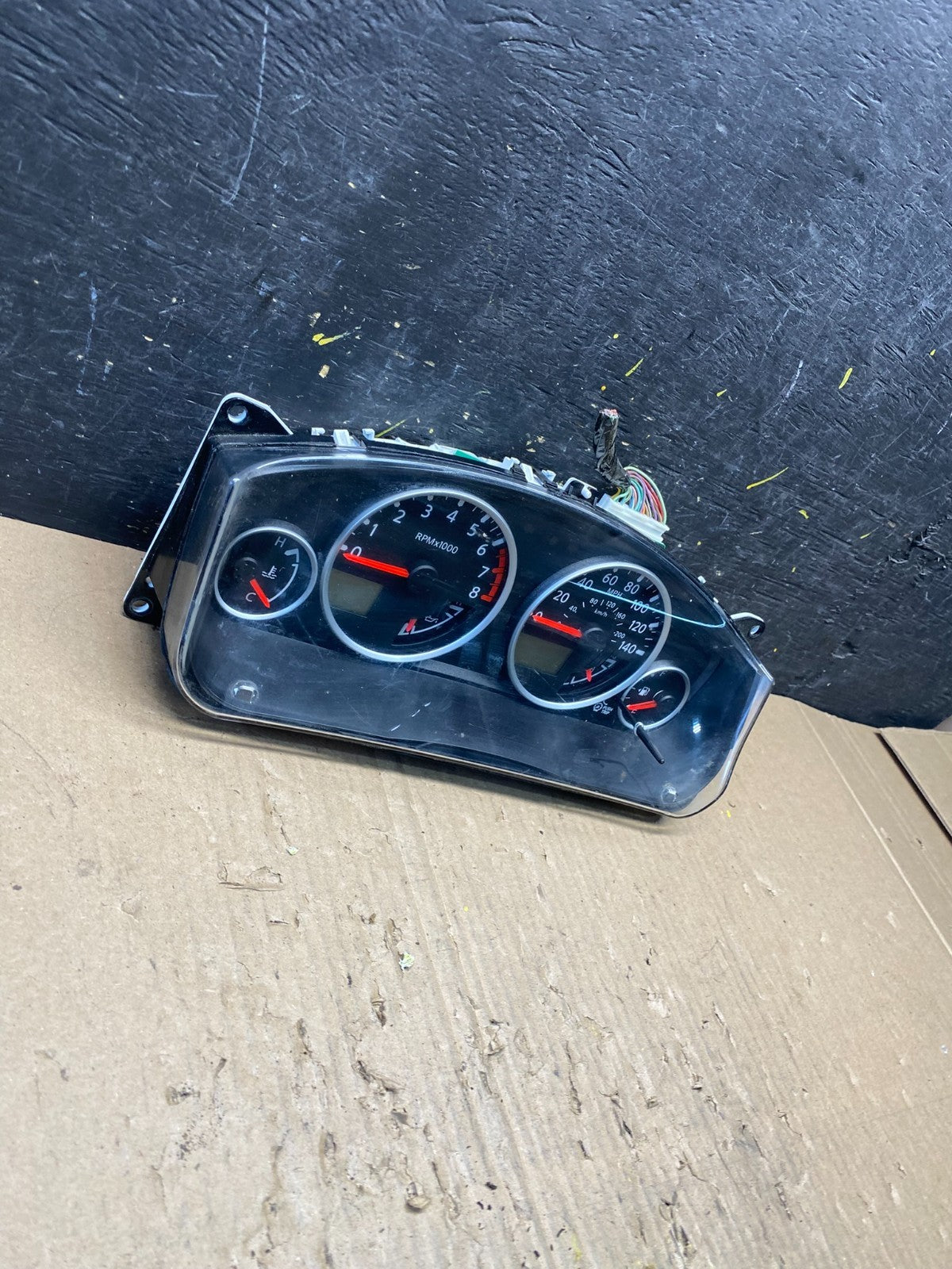 2005-2012 Nissan Pathfinder Xterra Cluster Speedometer Instrument T1652 DG2