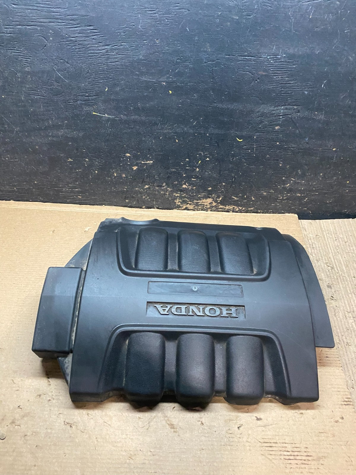 2005 to 2007 Honda Odyssey Black Engine Cover 3.5L No # v9394 DG1