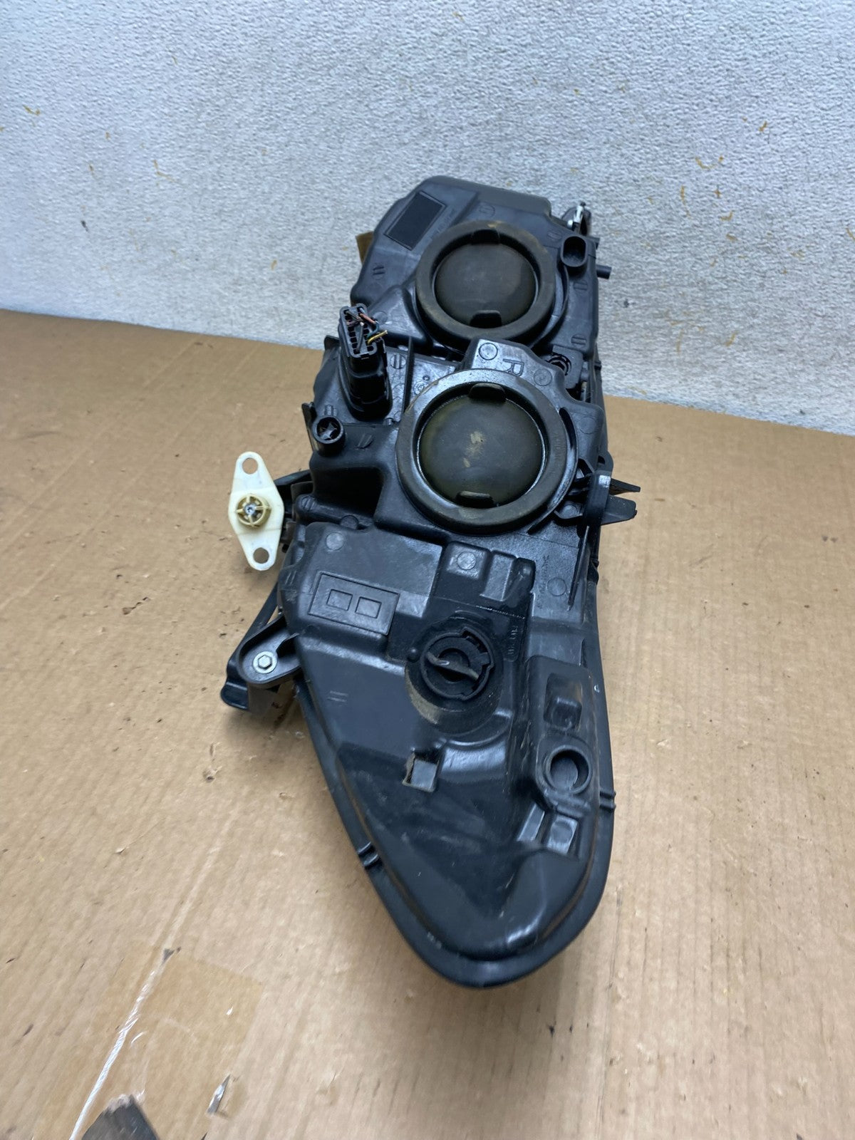 2013 to 2016 Ford Fusion Right Passenger Rh Side Headlight AI8864 DW7