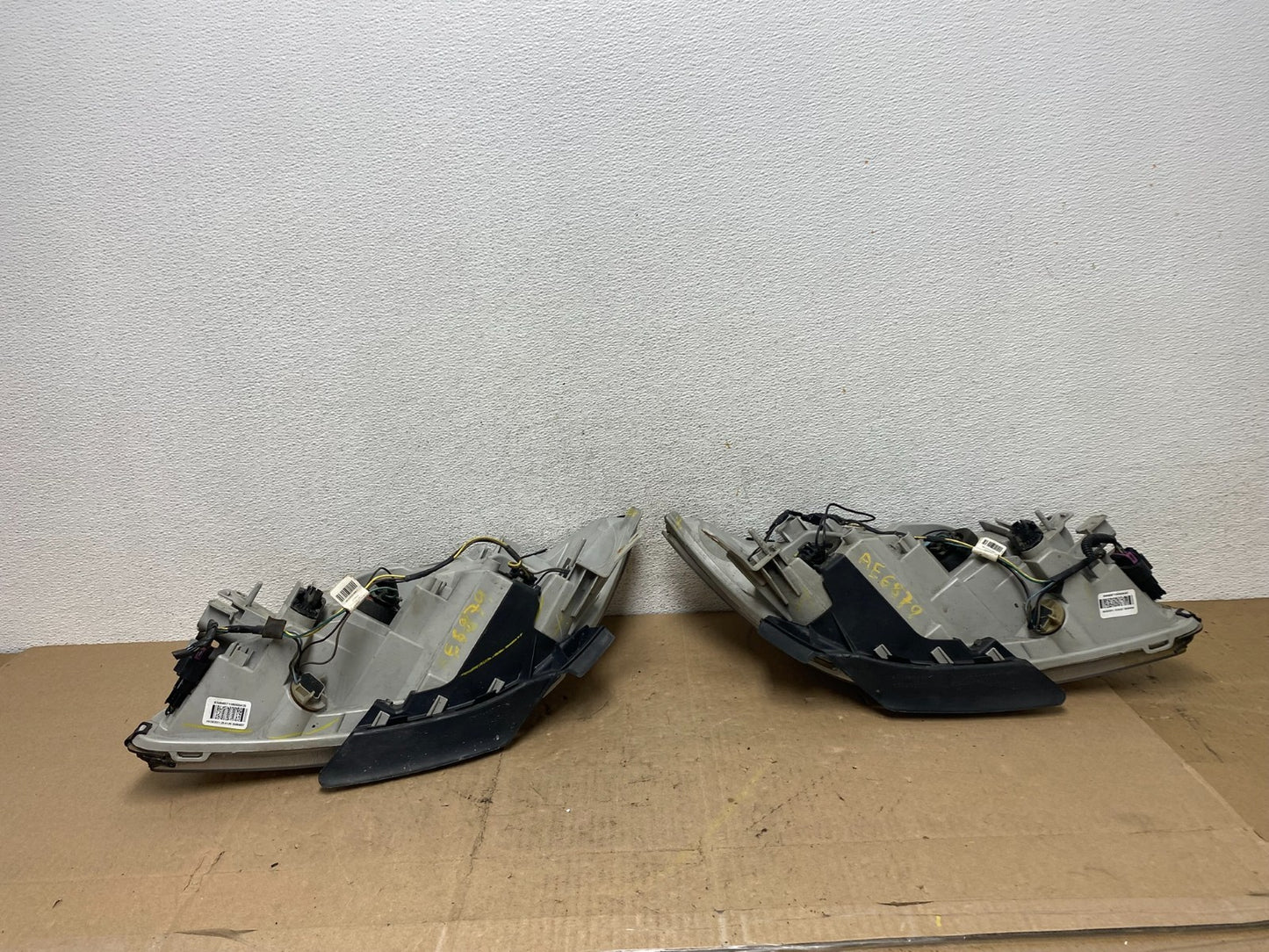 2008 to 2012 Chevrolet Malibu Left+Right Side Set Headlights AE6879 DW11