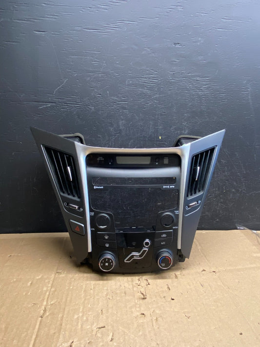 2011 - 2014 Hyundai Sonata Center Radio Climate Control Air Vent Bezel ad2212 DG0