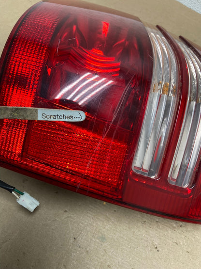 2001 2002 2003 Toyota Highlander Right Passenger RH Tail Light AF4734 LK3