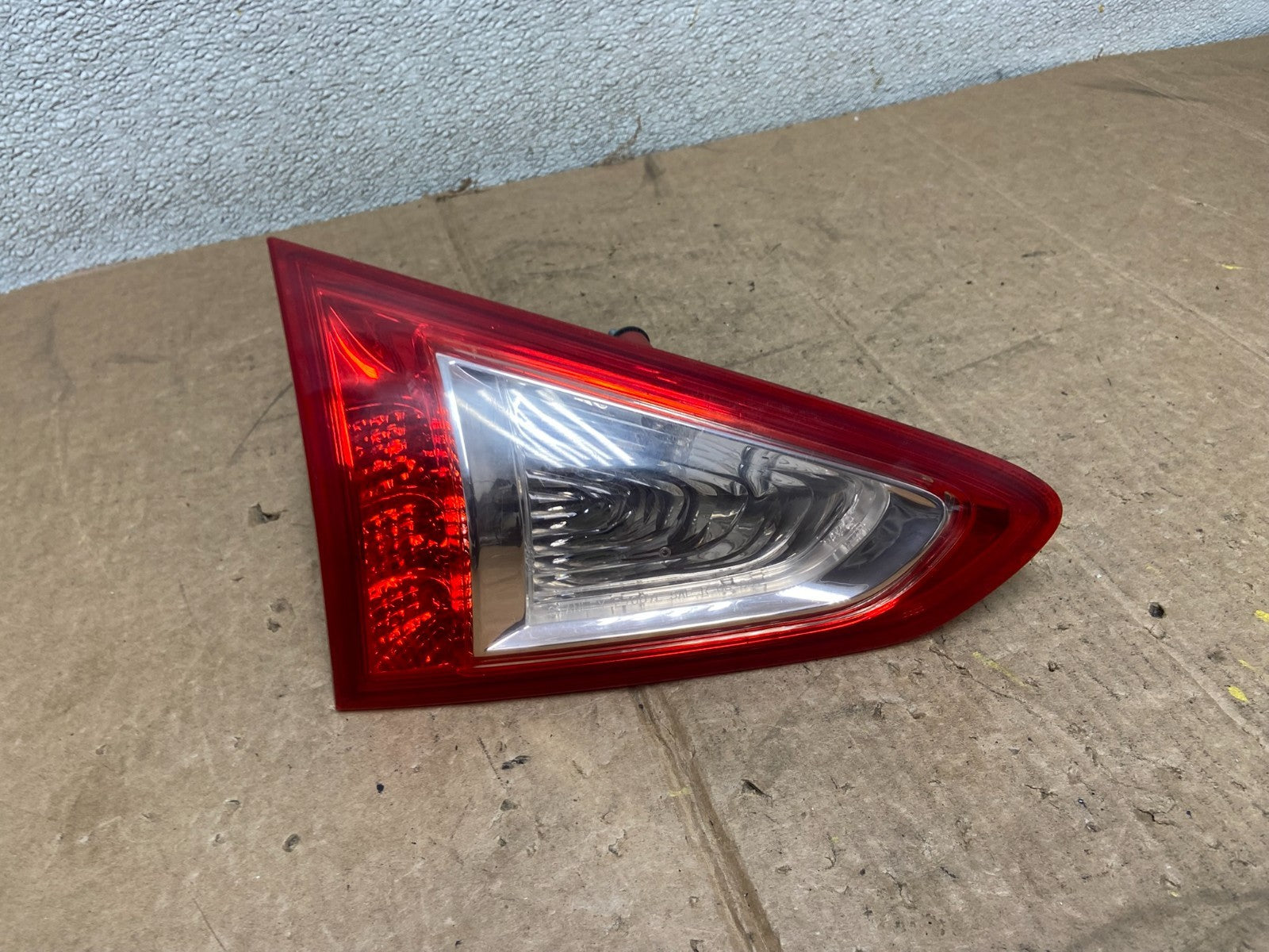 2008-2012 Infiniti Ex35 Inner Left Driver LH Side Tail Light OEM AA2586 GD0