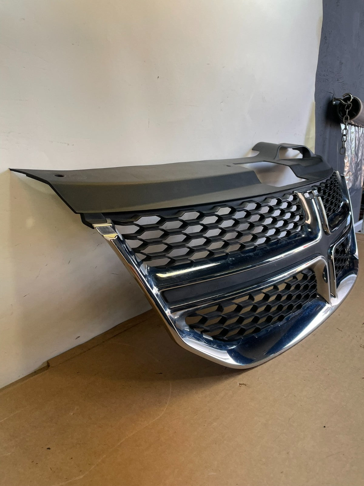 2011 to 2018 Dodge Journey Front Upper Chrome Grill Grille AG0950 DG2