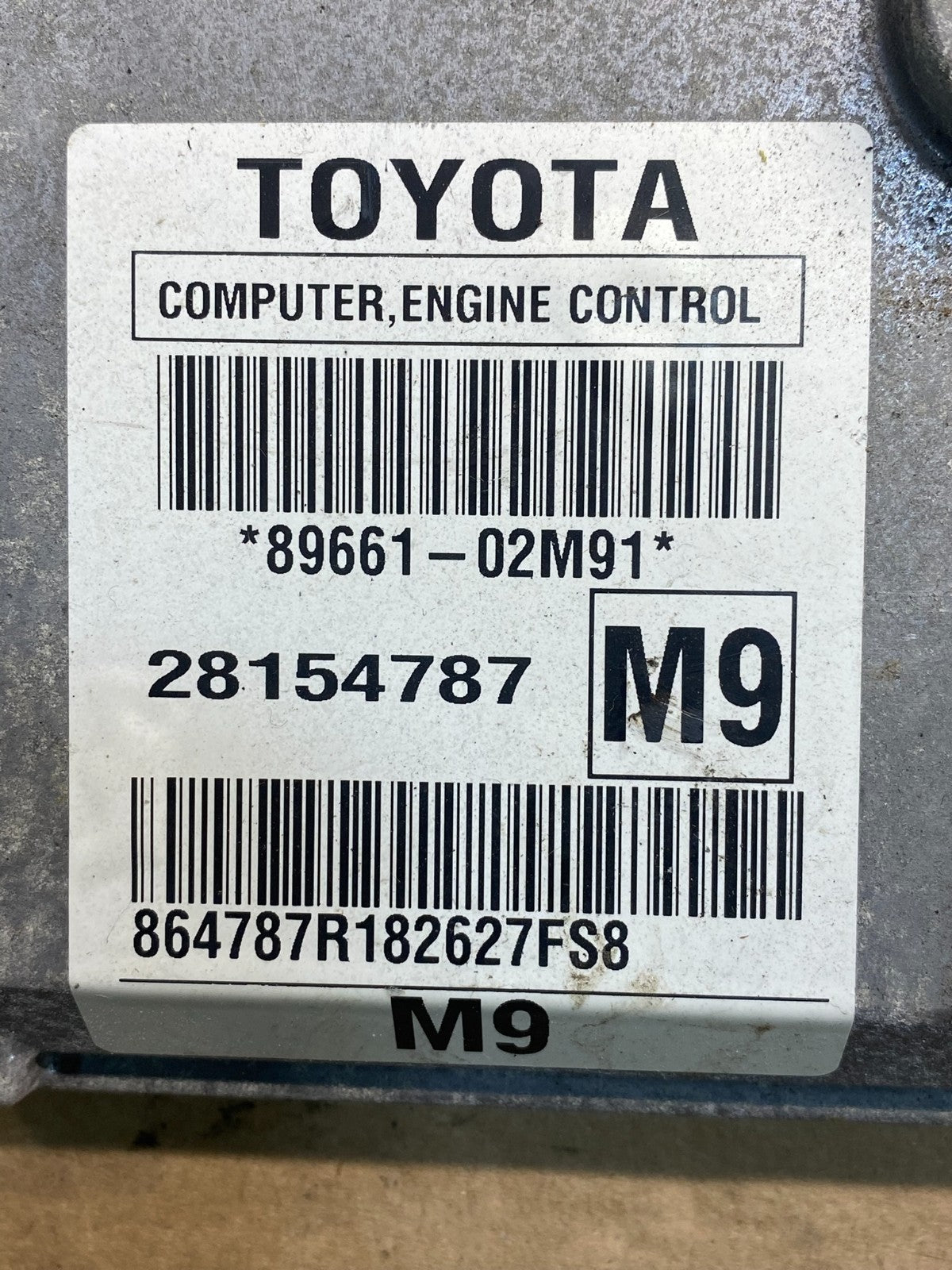2009 to 2010 Toyota Corolla Engine Control Computer ECU PCM AJ0548 DG2