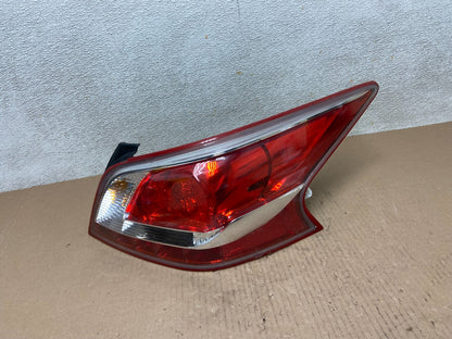 2013 2014 2015 Nissan Altima Right Passenger RH Side Tail Light AB5981 LK0