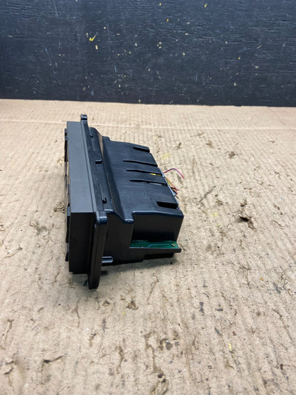 2003 to 2006 Lincoln Town Car OEM Climate Control Panel OEM Q1095 DG3