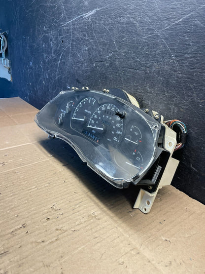 1998 to 2001 Mercury Mountaineer  Speedometer Cluster Gauge Oem S2321 DG1
