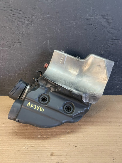 2013 - 2016 BMW 650i F06 Right Air Intake Cleaner Filter Box AF3481 DG4