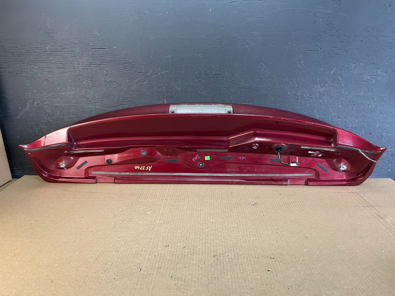 2011 to 2014 Toyota Sienna Rear Wing Spoiler AF3760 DG6