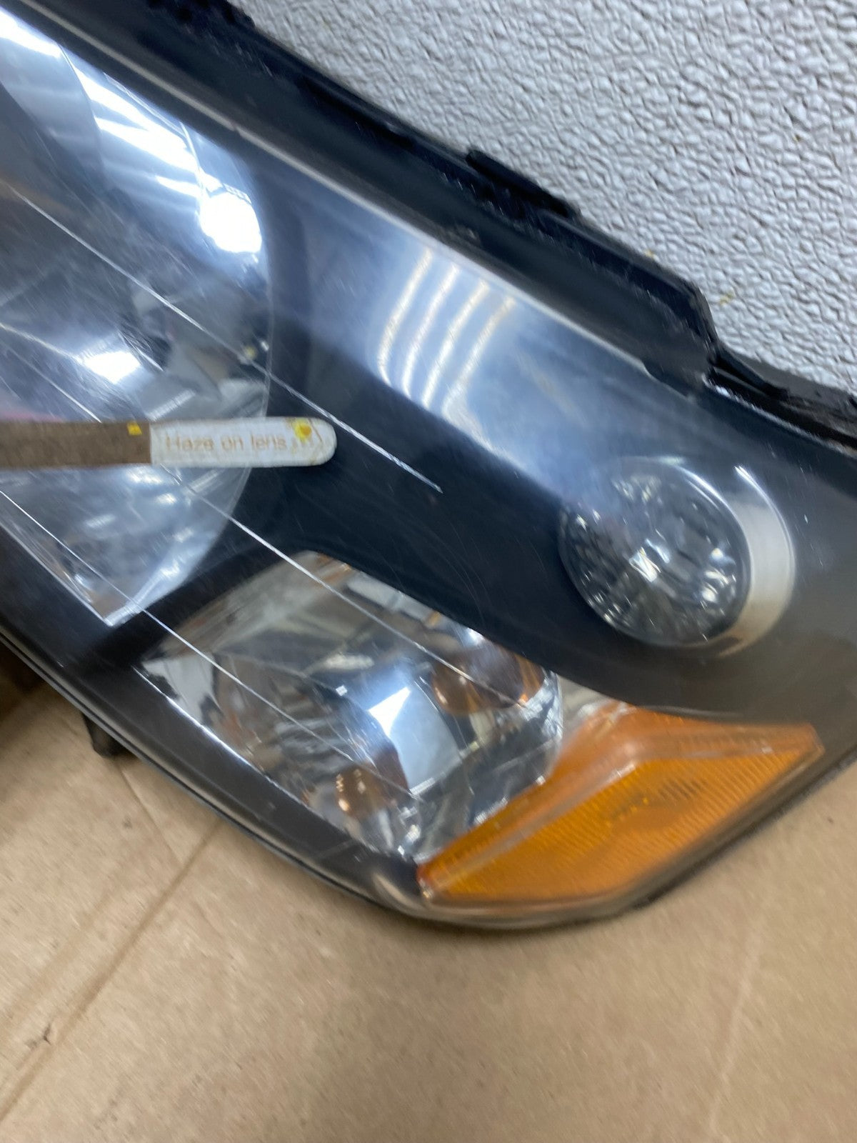 2003 2004 Subaru Forester Left+Right Headlights Halogen W8478 DW8