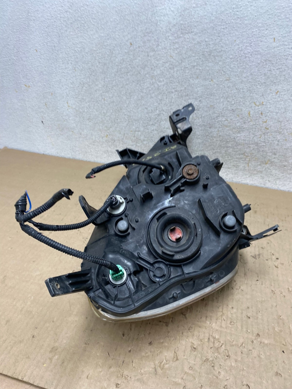 2005 -2006 Honda Crv Cr-v Left Driver LH Halogen Headlight AI2515 LK8