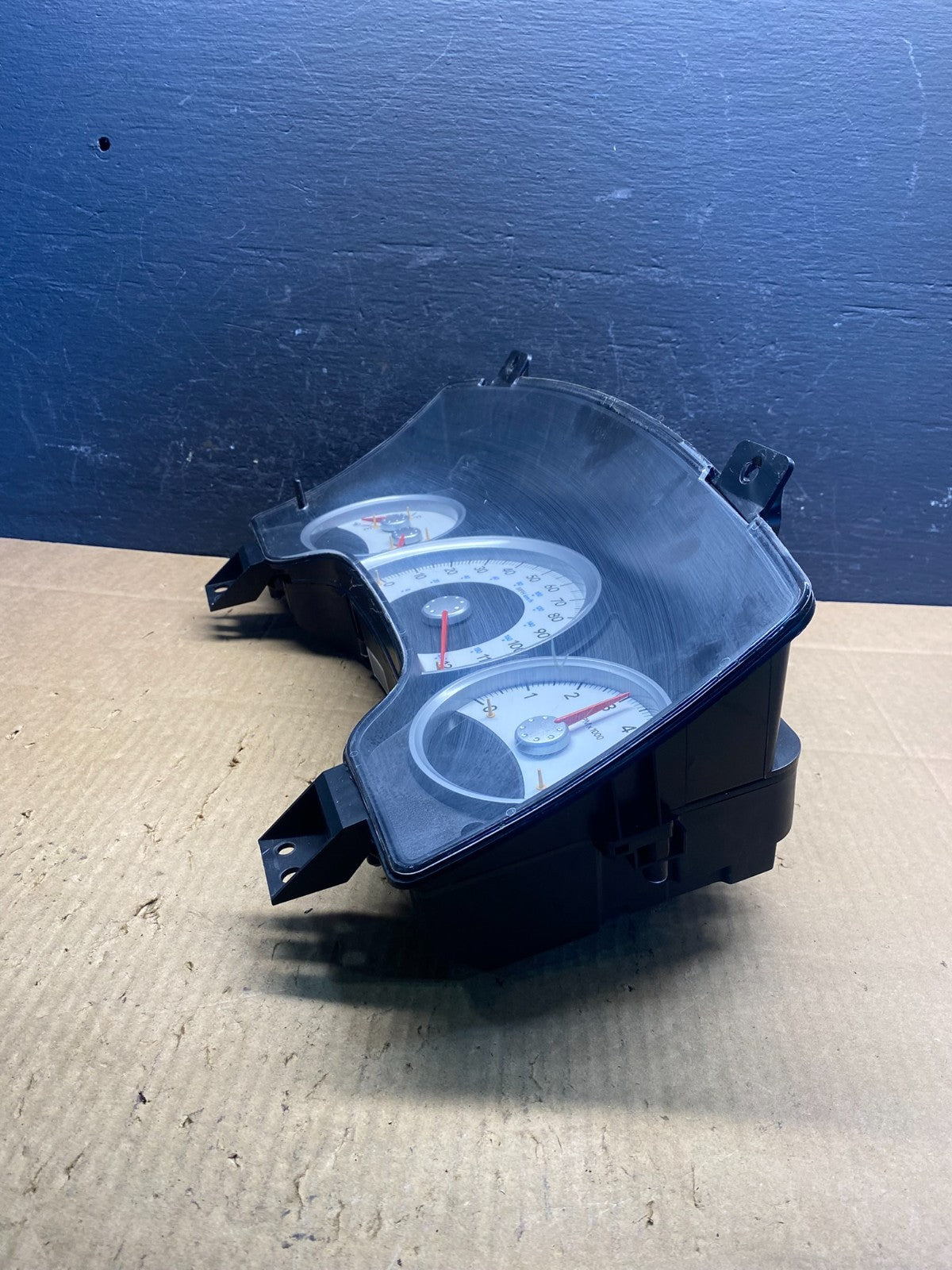 2006 Dodge Durango Speedometer Instrument Cluster Gauge AD1667 DG2