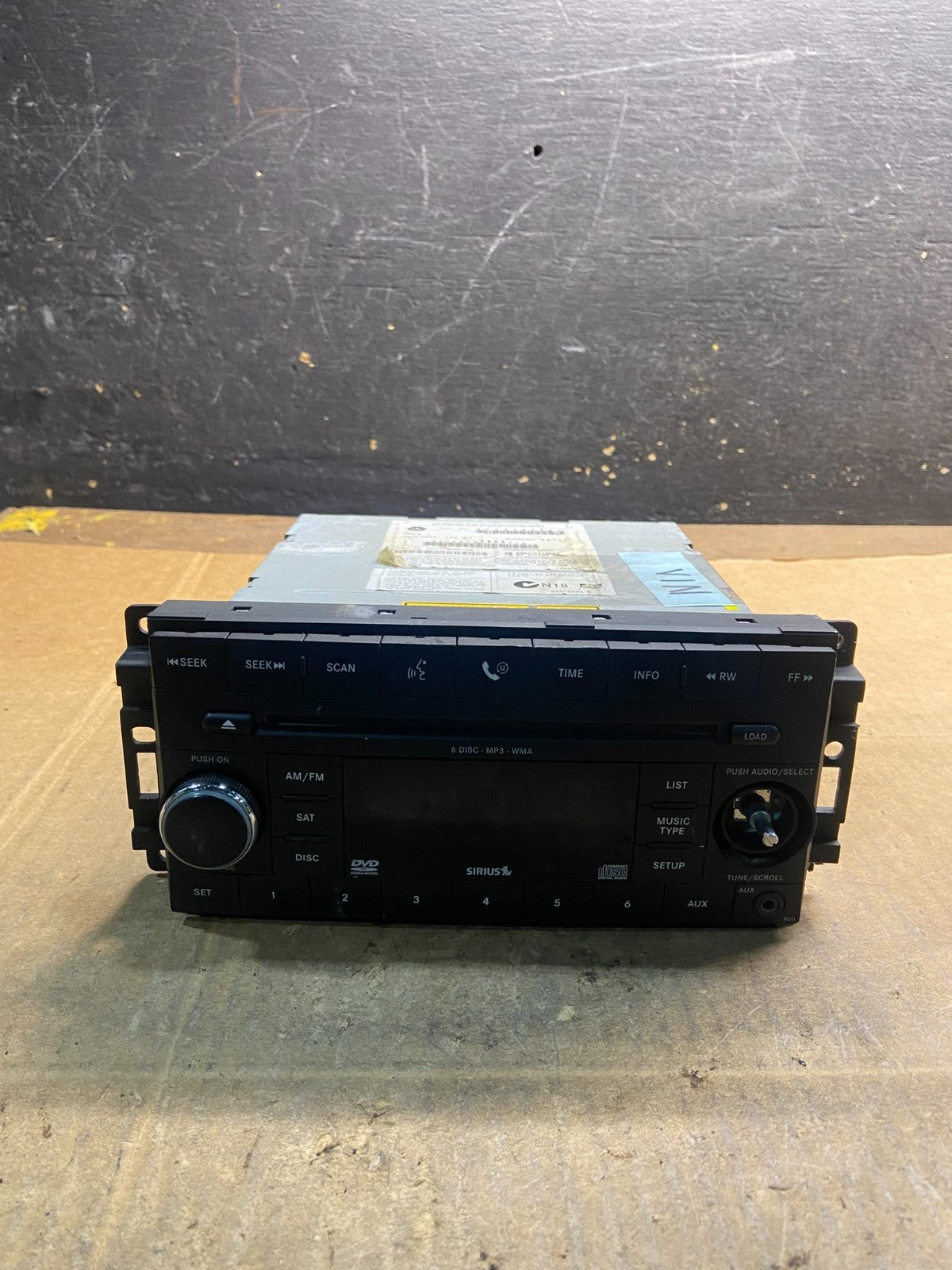 2007-2012 Chrysler Dodge Jeep Ram Radio CD MP3 AUX Receiver y4044 DG0
