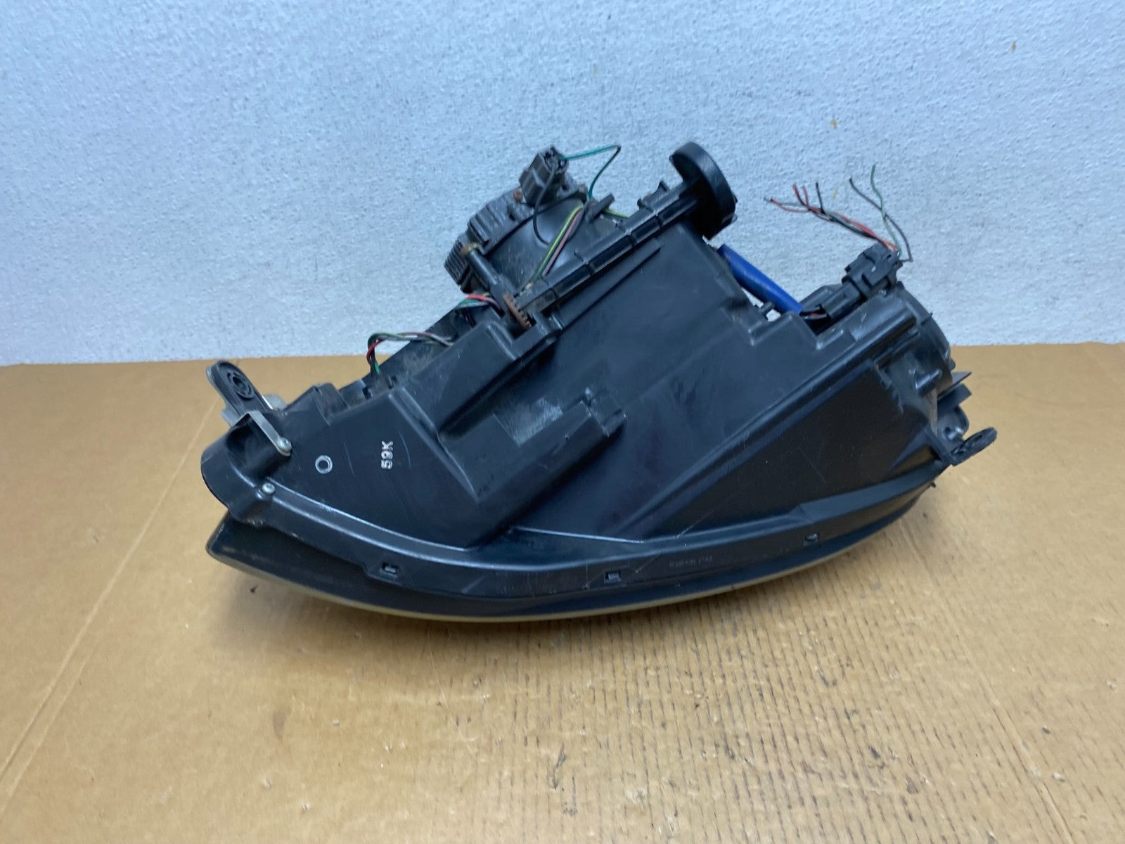 2005-2006 Infiniti G35 Sedan Left Driver Xenon Hid Headlight AE0567 DW5